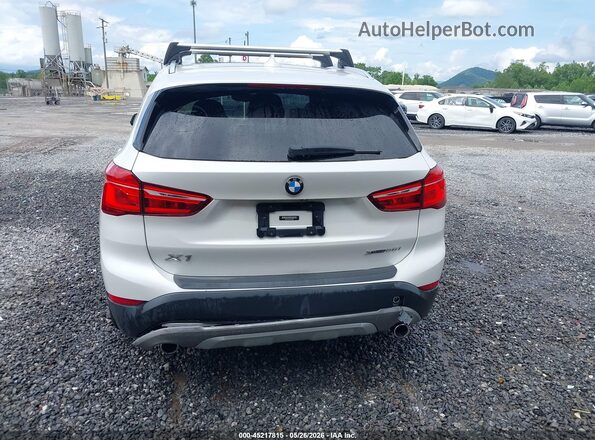 WBXHT3C39J5L29465 2018 BMW X1 White 