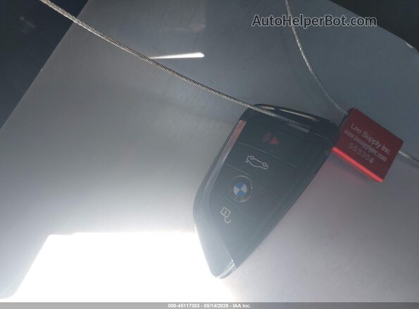 WBXHT3C3XGP884857 2016 BMW X1 Black Dashboard view