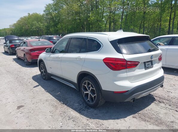 WBXHT3C3XJ5K29875 2018 BMW X1 White უკანა მარცხენა