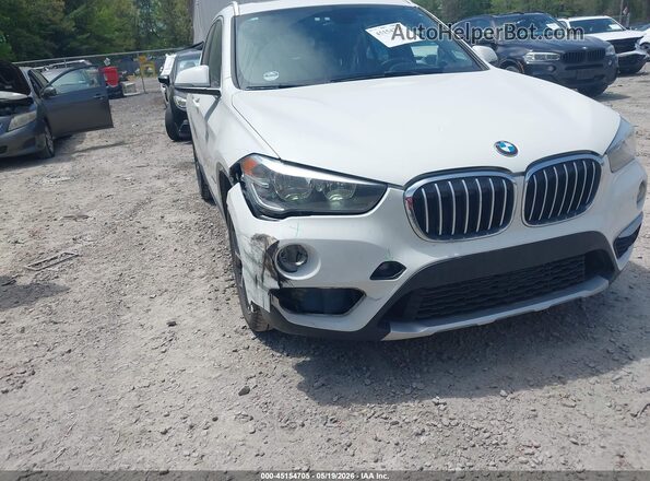 WBXHT3C3XJ5K29875 2018 BMW X1 White წინა ხედი