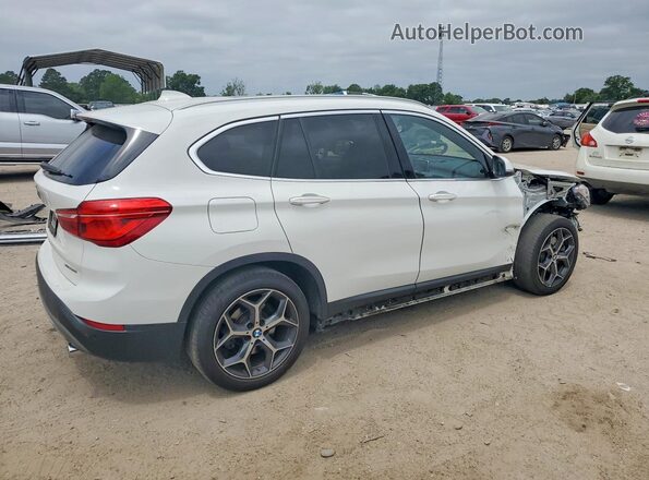WBXHT3C55K5L37257 2019 BMW X1 White Rear right
