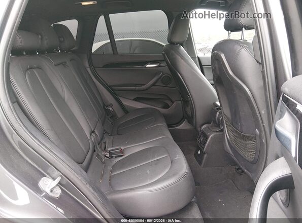 WBXHT3Z38H4A53984 2017 BMW X1 Gray VIN კოდის სტიკერის ხედი