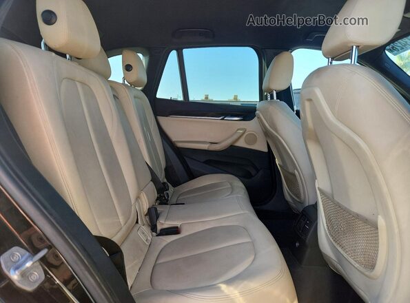 WBXHU7C30H5H38374 2017 BMW X1 Black 