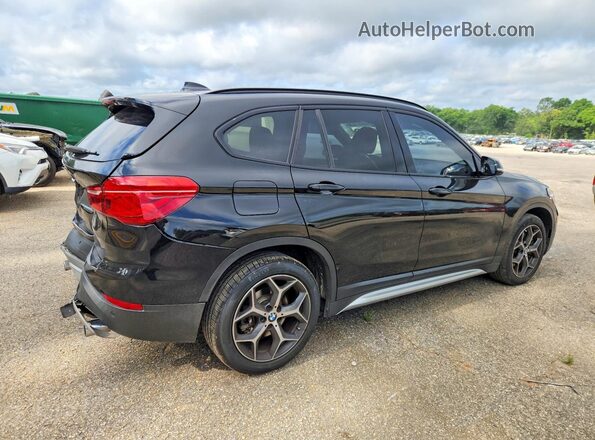 WBXHU7C33H5H38014 2017 BMW X1 Black Tył prawy