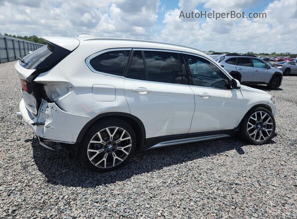 WBXJG7C02M5S78320 2021 BMW X1 White 