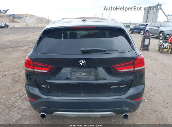 WBXJG9C05M5U09977 2021 BMW X1 Black 