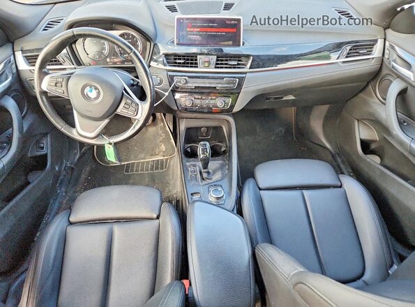 WBXYH9C09L5P00525 2020 BMW X2 Blue Dashboard view