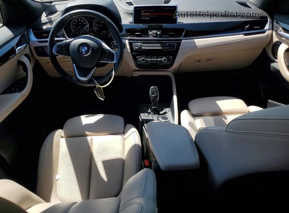 WBXYJ1C04M5S44800 2021 BMW X2 Black Widok deski rozdzielczej