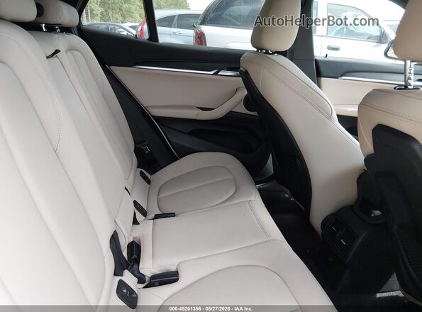 WBXYJ3C31JEB37918 2018 BMW X2 White VIN կոդի պիտակի տեսք