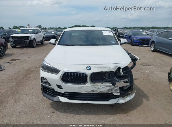 WBXYJ3C32JEJ89653 2018 BMW X2 White Սարքավորումների վահանակի տեսք