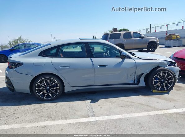WBY23HD01SFV68040 2025 BMW I4 Gray Widok wnętrza z tyłu