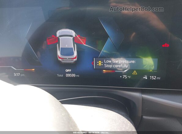 WBY23HD01SFV68040 2025 BMW I4 Gray Widok tylnych siedzeń