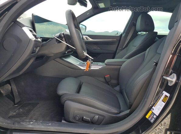 WBY23HD07SFV76806 2025 BMW I4 Black Вид салону спереду