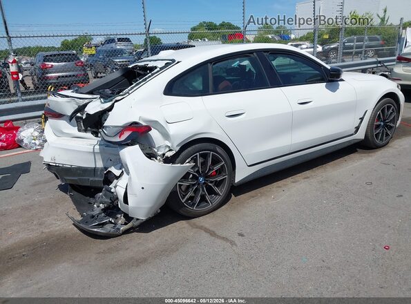 WBY43AW02RFS61614 2024 BMW I4 White Rear right