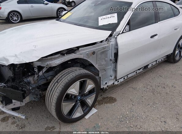 WBY43AW07PFR42039 2023 BMW I4 Белый Вид спереди