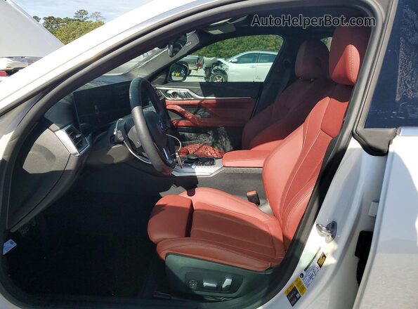 WBY43AW09PFP74985 2023 BMW I4 White წინა სალონის ხედი