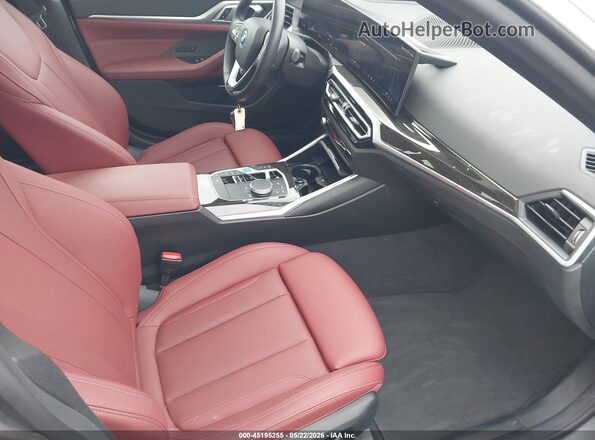 WBY43AW0XRFT10087 2024 BMW I4 Gray Вид салону спереду