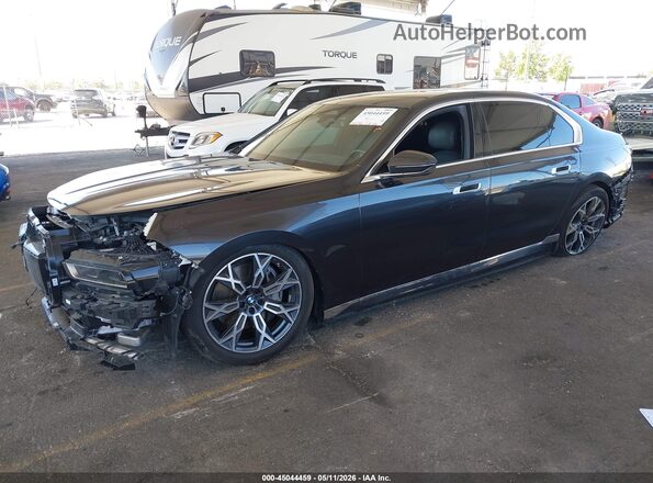 WBY43EJ04SCU39688 2025 BMW 7 SERIES Черный Передняя левая четверть