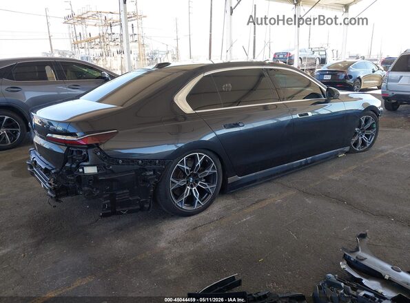 WBY43EJ04SCU39688 2025 BMW 7 SERIES Черный Задняя правая четверть