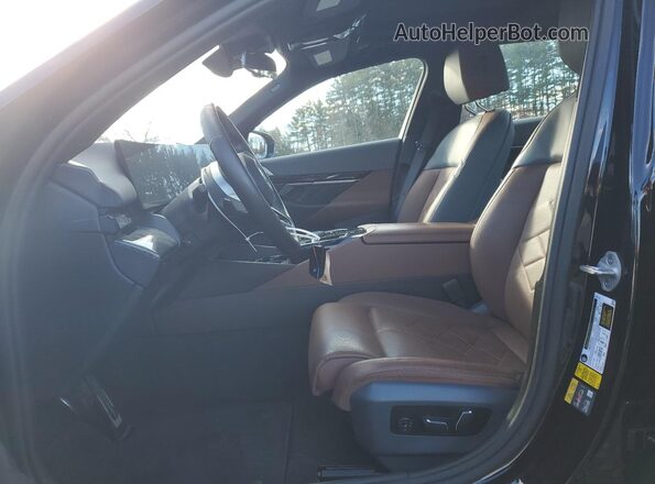 WBY43FK08RCP41743 2024 BMW OTHER Blue Widok wnętrza z przodu