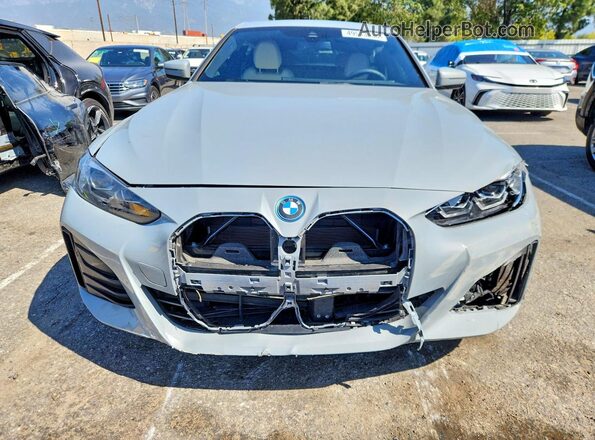 WBY73AW00NFN15473 2022 BMW I4 Silver Դիմացի տեսք