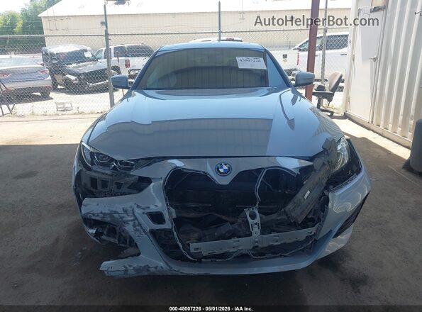 WBY73AW05NFN14691 2022 BMW I4 Серый Вид задней части салона