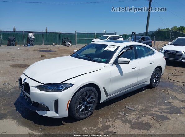 WBY73AW06NFN11590 2022 BMW I4 White Vista tres cuartos delantera izquierda