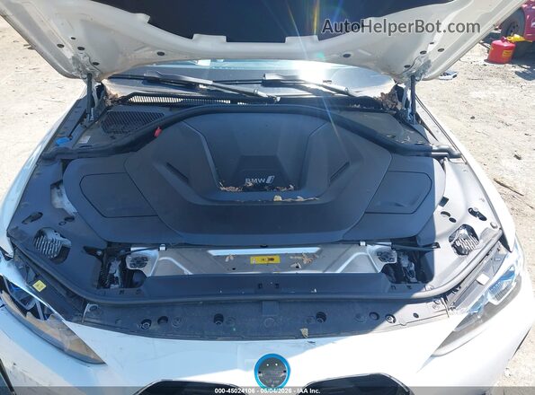WBY73AW06NFN11590 2022 BMW I4 White Vista trasera
