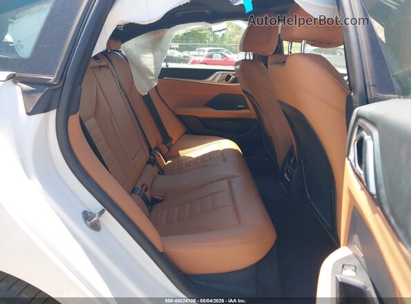 WBY73AW06NFN11590 2022 BMW I4 White Vista de la etiqueta del VIN