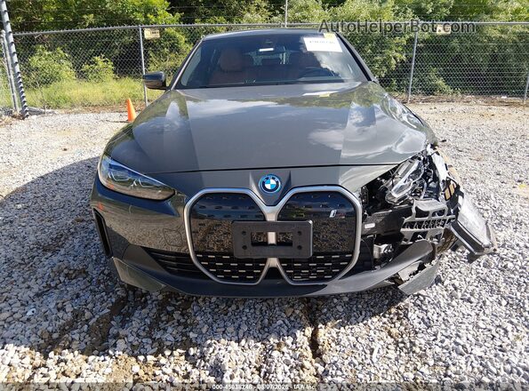 WBY73AW09PFP79181 2023 BMW I4 Gray ხელსაწყოთა პანელის ხედი