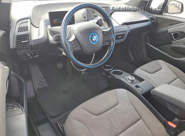 WBY7Z2C53JVE64736 2018 BMW I3 Blue Առջևի վահանակի տեսք