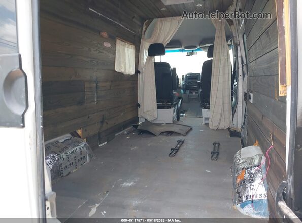 WD3PE7CD9HP376040 2017 MERCEDES-BENZ SPRINTER Белый Вид наклейки с VIN-кодом