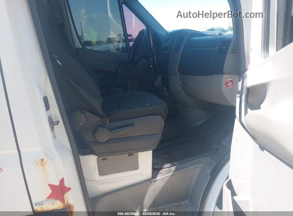 WD3PE7DD4GP264467 2016 MERCEDES-BENZ SPRINTER White წინა სალონის ხედი