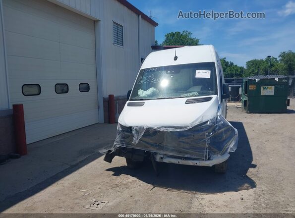 WD3PF1CD3KP100714 2019 MERCEDES-BENZ SPRINTER White Вид задньої частини салону