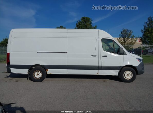 WD3PF1CD6KP057101 2019 MERCEDES-BENZ SPRINTER Белый Вид задней части салона