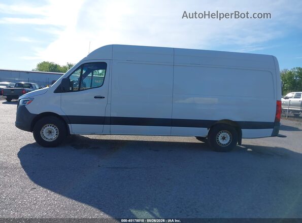 WD3PF1CD6KP057101 2019 MERCEDES-BENZ SPRINTER Белый Панорамный вид салона 360°