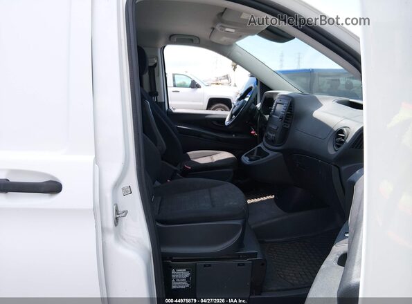 WD3PG2EA2K3511244 2019 MERCEDES-BENZ METRIS Белый Вид салона спереди
