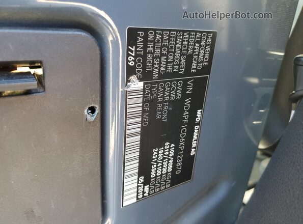 WD4PF1CD6KP123870 2019 MERCEDES-BENZ SPRINTER Blue Vista de la etiqueta del VIN