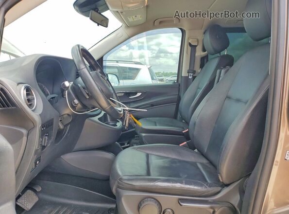 WD4PG2EE1G3096150 2016 MERCEDES-BENZ METRIS Желто-коричневый Вид салона спереди