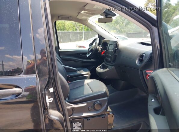 WD4PG2EE6J3494929 2018 MERCEDES-BENZ METRIS Black Widok wnętrza z przodu