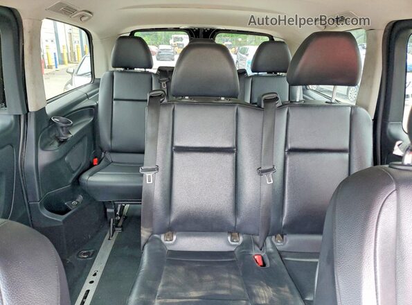 WD4PG2EE9J3490793 2018 MERCEDES-BENZ METRIS Black Widok tylnych siedzeń