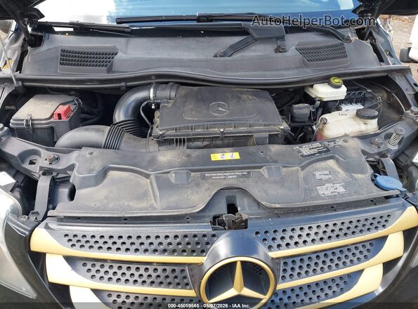 WDAPG2EE8H3324983 2017 MERCEDES-BENZ METRIS Black Շարժիչի բաժամունքի տեսք