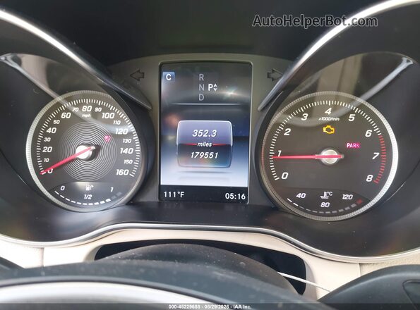 WDC0G4JB0HF137252 2017 MERCEDES-BENZ GLC 300 White Vista de los asientos traseros