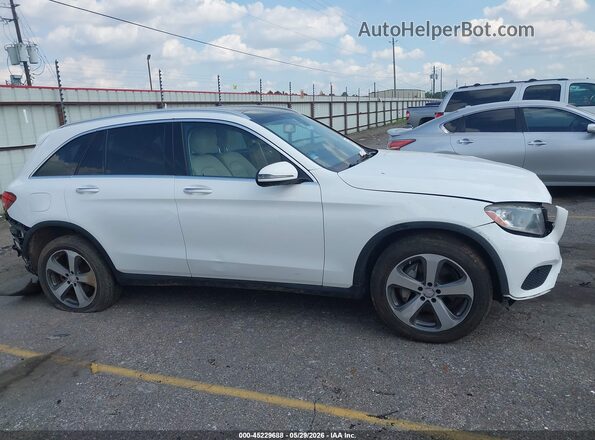 WDC0G4JB0HF137252 2017 MERCEDES-BENZ GLC 300 White Vista interior trasera