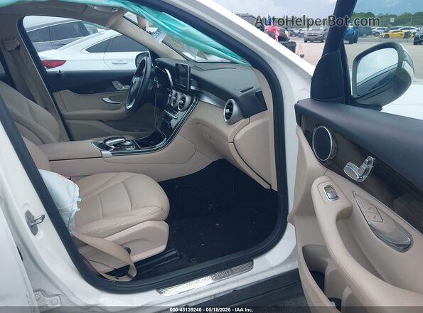 WDC0G4JB2HF117620 2017 MERCEDES-BENZ GLC 300 Beige Vista interior delantera