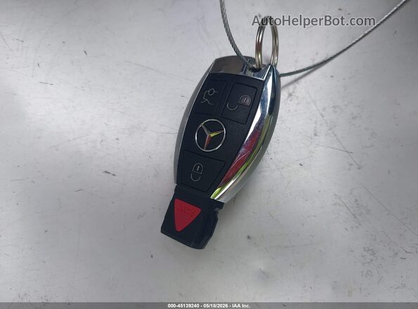 WDC0G4JB2HF117620 2017 MERCEDES-BENZ GLC 300 Beige Vista del salpicadero