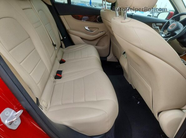WDC0G4JB3GF084111 2016 MERCEDES-BENZ GLC-CLASS Red Vista de los asientos traseros