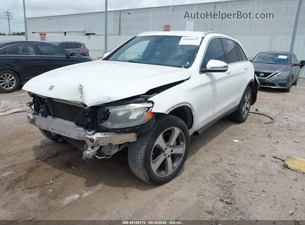 WDC0G4JB3HF123782 2017 MERCEDES-BENZ GLC 300 White 