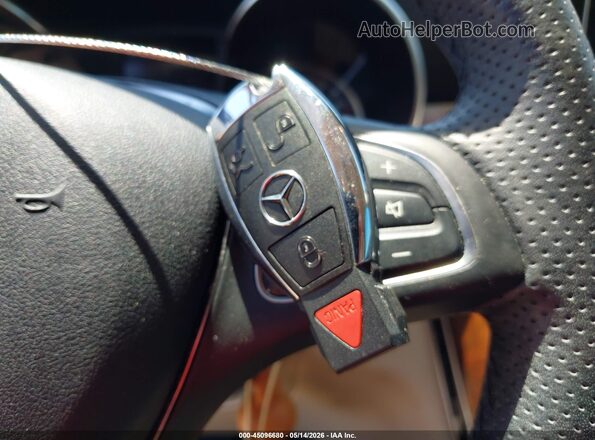 WDC0G4JB4JV039739 2018 MERCEDES-BENZ GLC 300 Gray Առջևի վահանակի տեսք