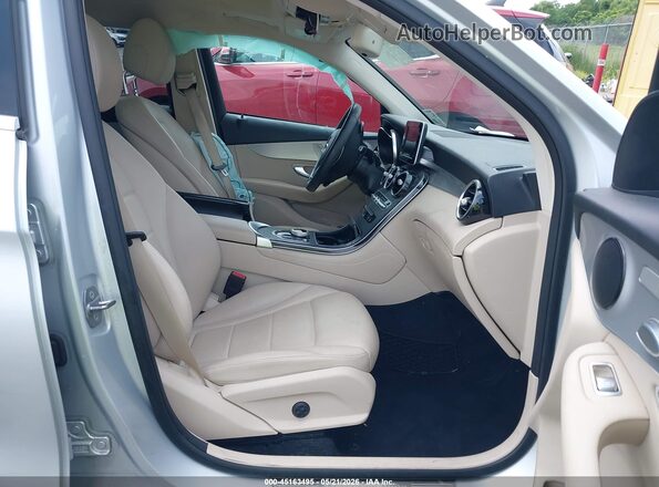 WDC0G4JB5KV154965 2019 MERCEDES-BENZ GLC 300 Silver 